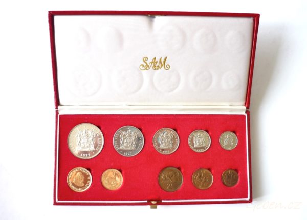 SADA JAR 1977 - Avers mincí je stejný jako v r. 1978